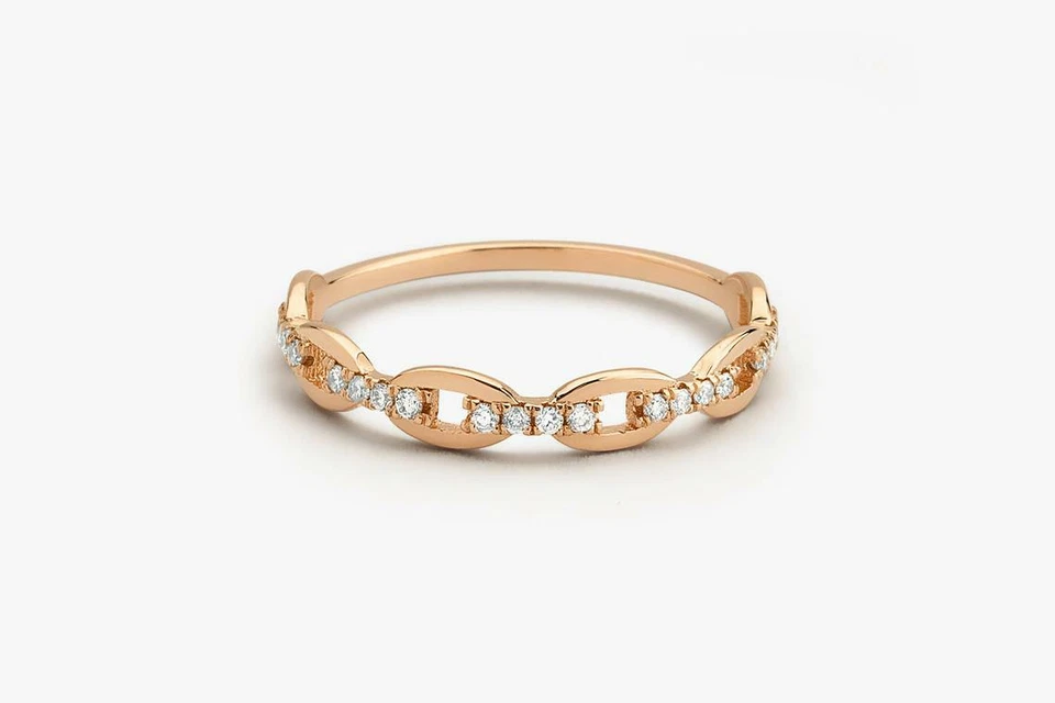 Allurea Diamantring aus Roségold mit elegantem Design