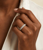 Alma Diamant-Memory-Ring aus Weißgold mit elegantem Design