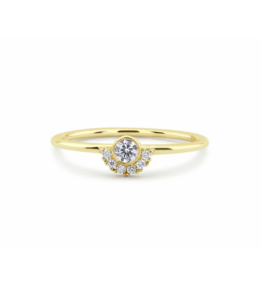 Amorette Diamant-Ring aus Gelbgold mit funkelnden Akzenten