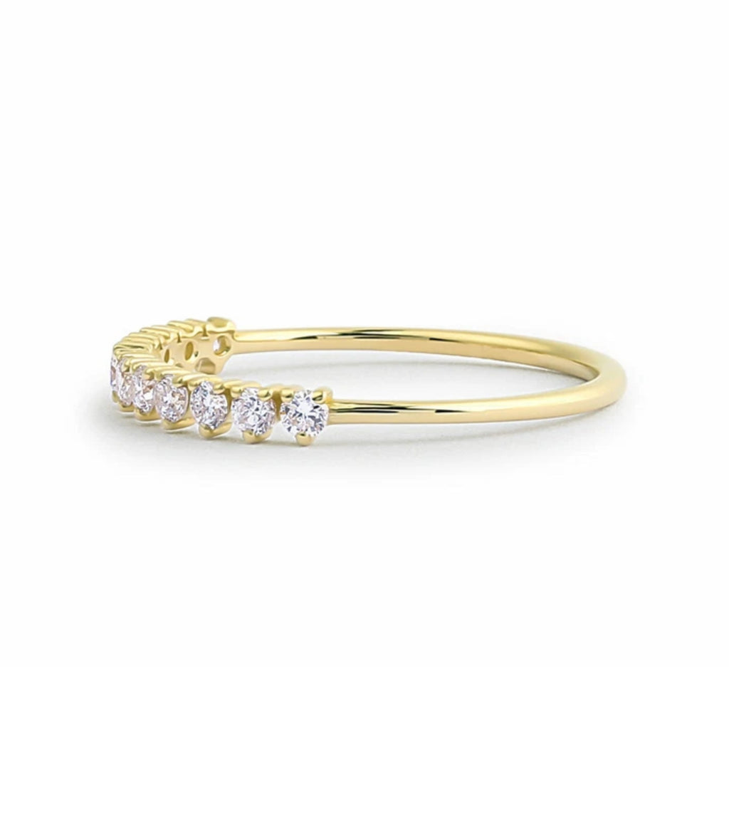 Ardentin Diamantring aus Gold mit elegantem Design