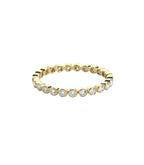 Camellune Diamant-Memory-Ring aus Gold mit funkelnden Akzenten