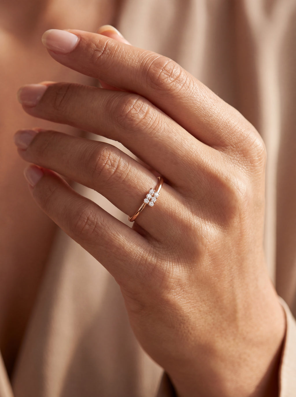 Novae Diamant-Ring aus Roségold mit funkelnden Akzenten