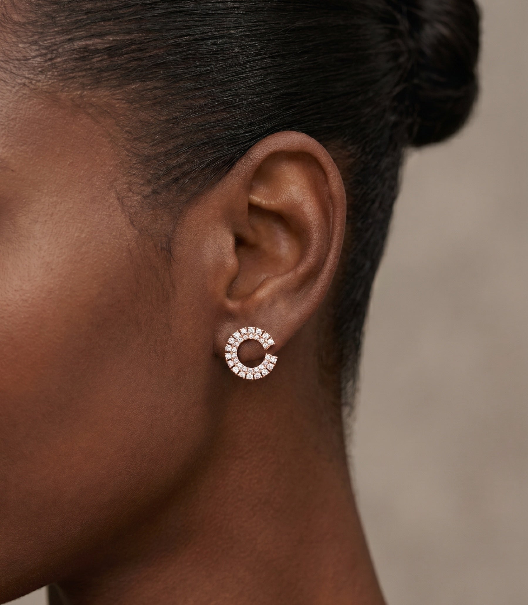 Cynthia Diamant-Ohrstecker aus Roségold mit elegantem Design