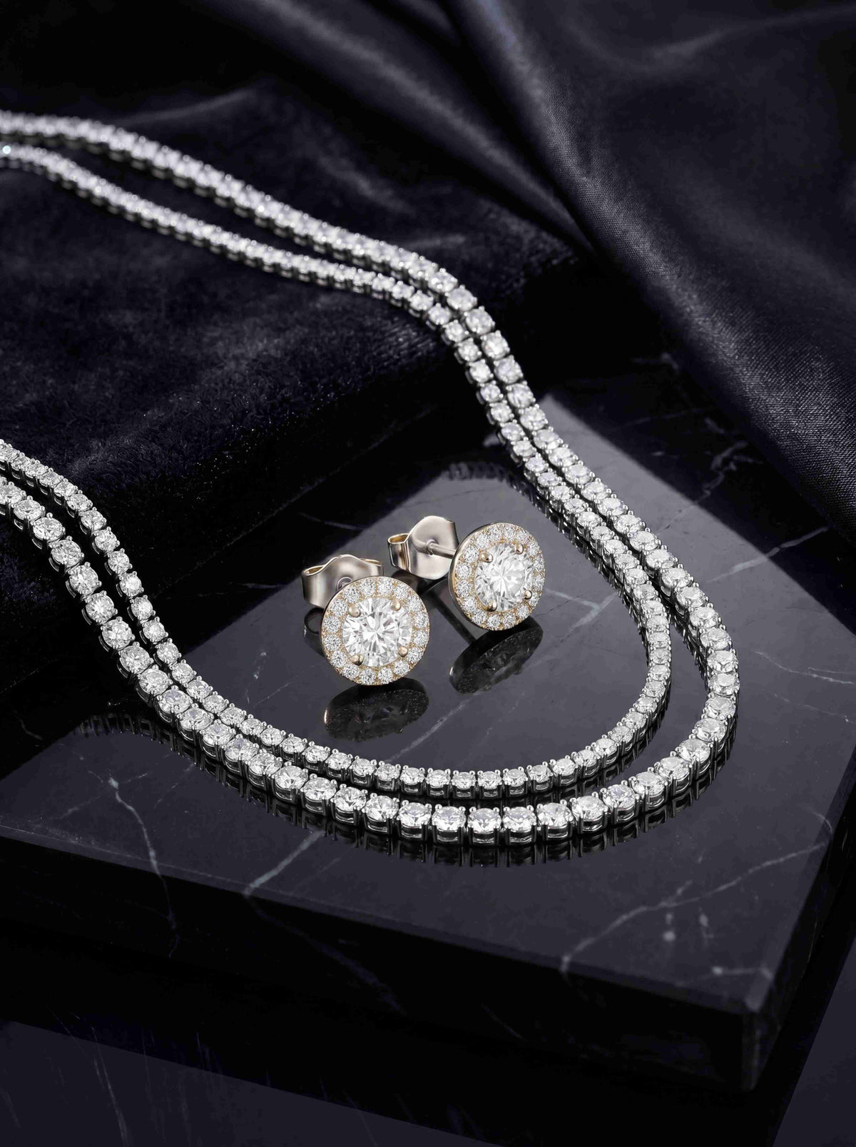 THEIA Diamant-Schmuckset aus Weißgold
