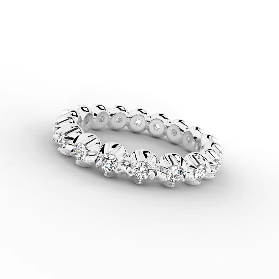 Elysia Diamant-Ring aus Silber mit funkelnden Akzenten