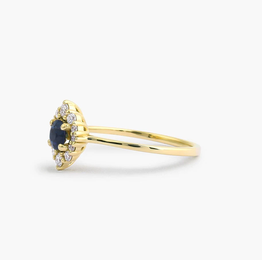 Gloria Saphir-Diamantring aus Gold mit elegantem Design