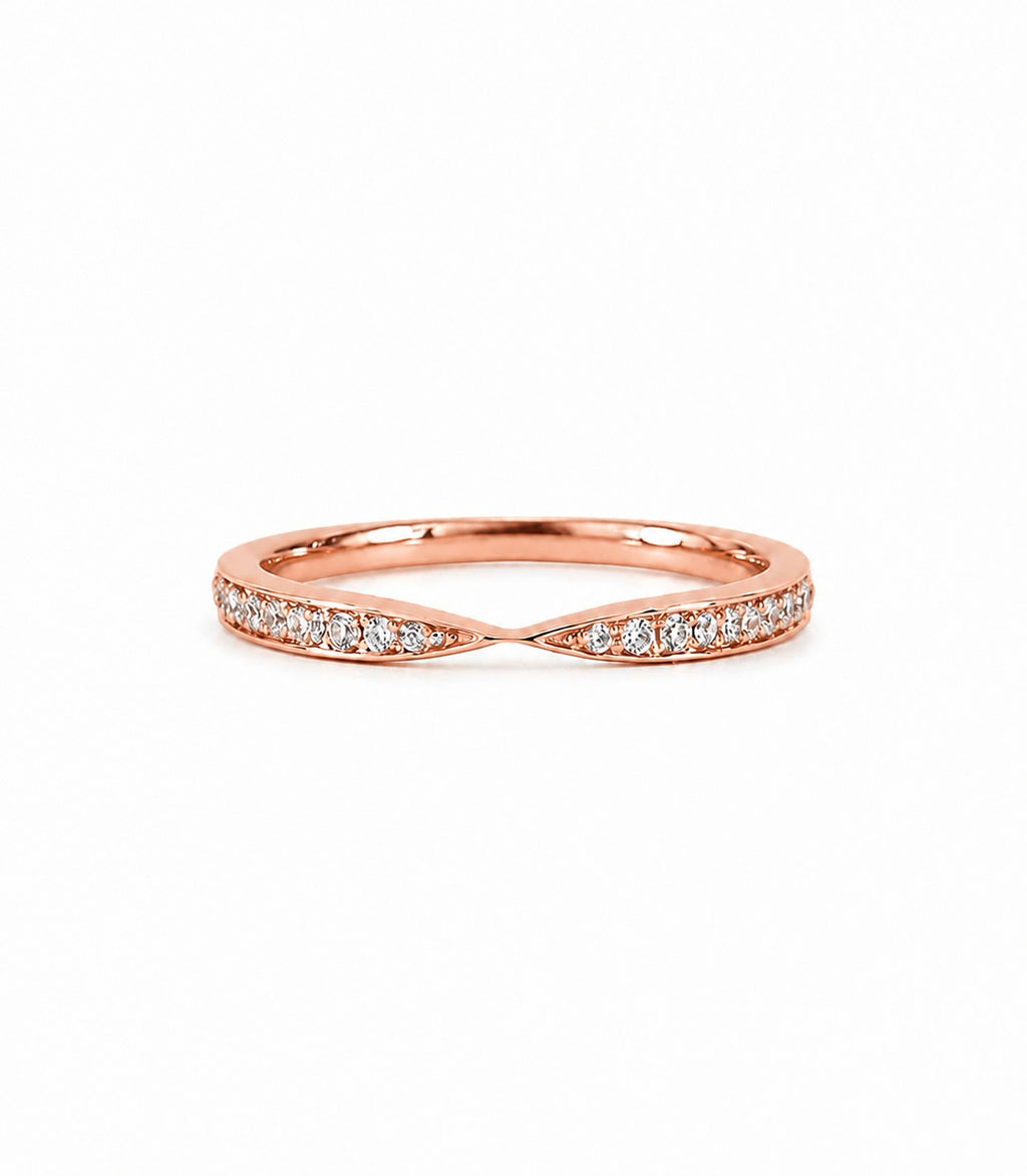L’Étreinte Diamant-Ehering aus Roségold mit elegantem Design