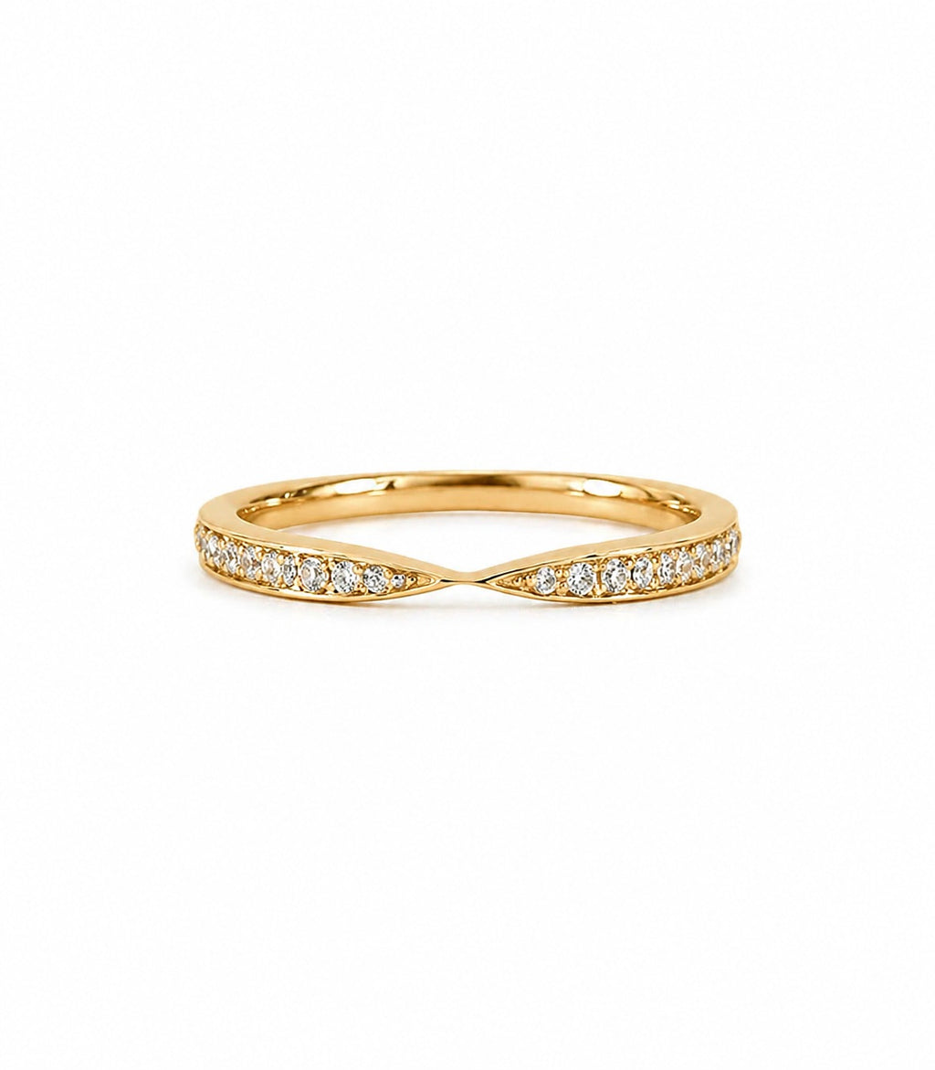 L’Étreinte Diamant-Ehering aus Gold mit elegantem Design