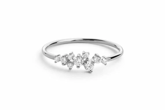 Liora Diamant-Versprechensring aus Silber mit elegantem Design