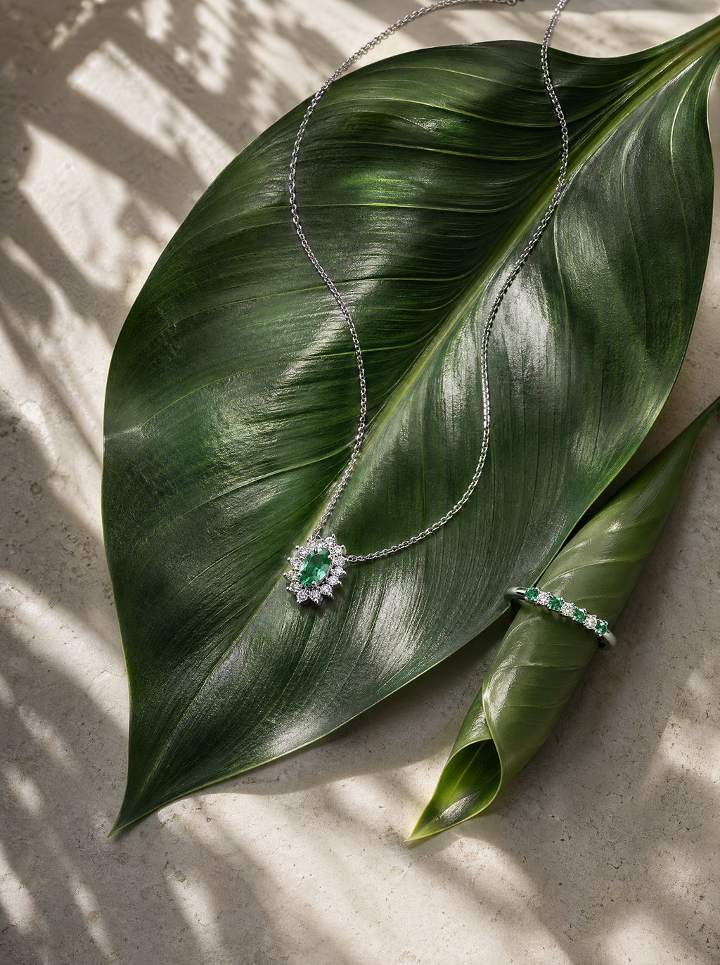LUMINAIRE MIA Schmuckset aus Weißgold mit Diamanten