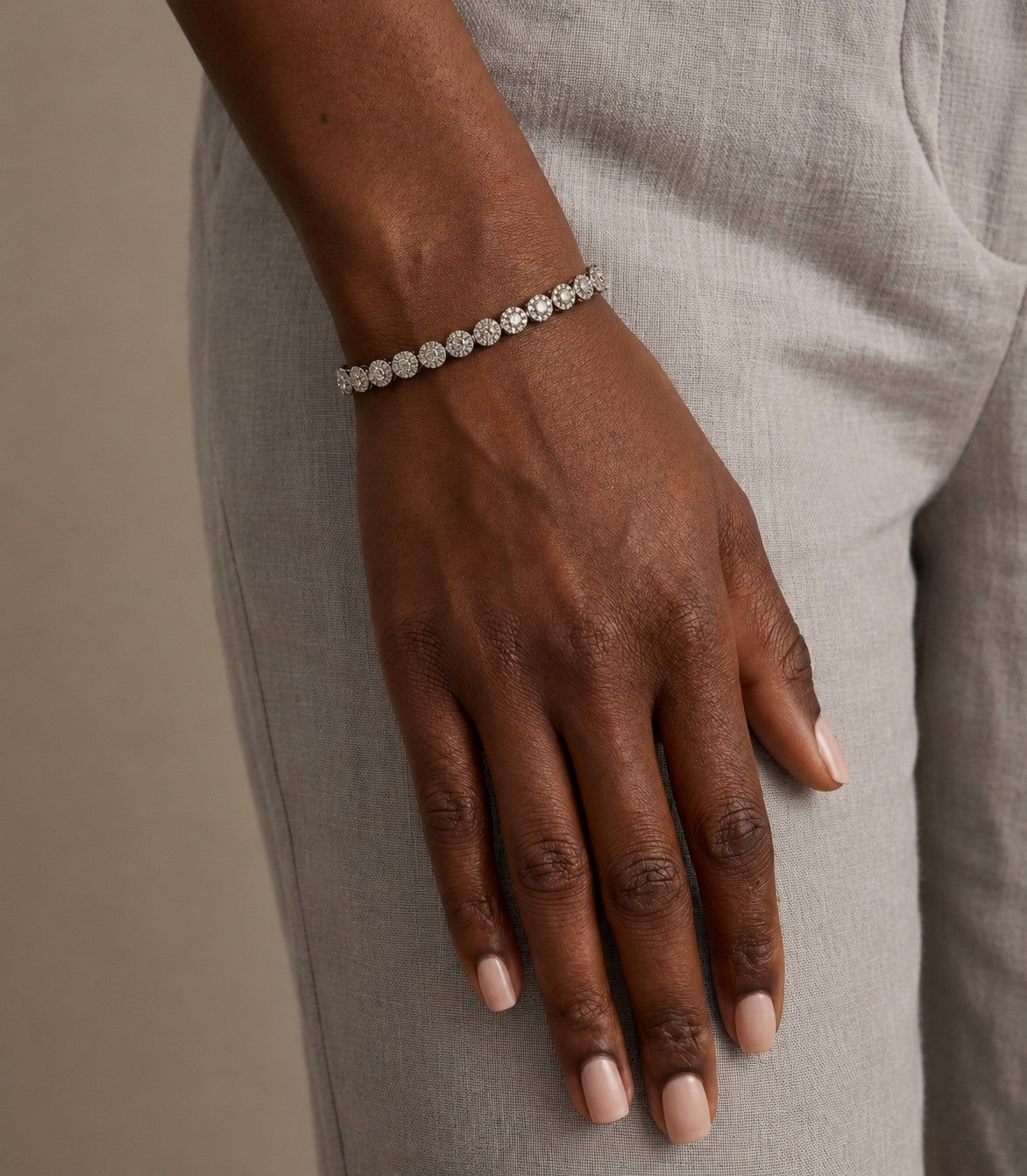 Mary Diamant-Tennisarmband aus Weißgold mit elegantem Design