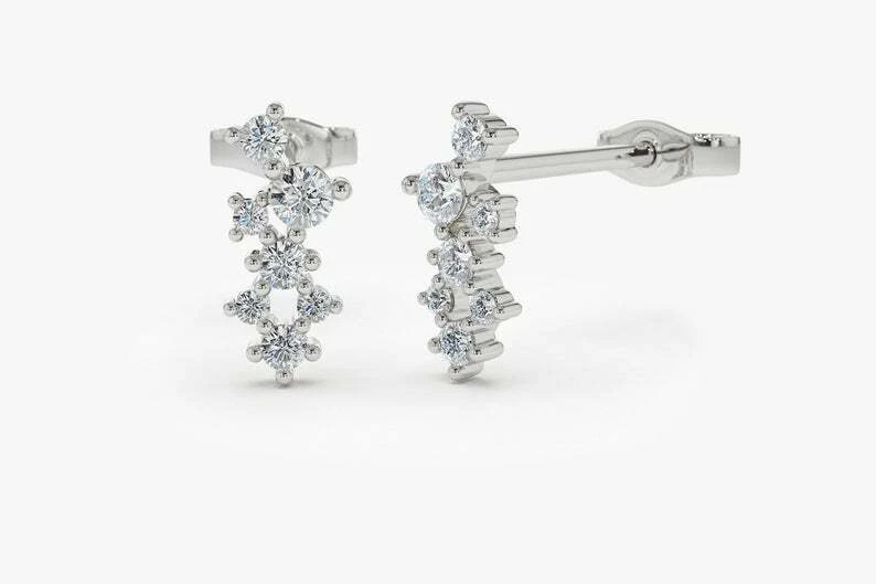 Oria Diamant-Ohrstecker aus Silber mit elegantem Design