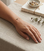 Diamant-Armband aus Gold mit funkelnden Akzenten