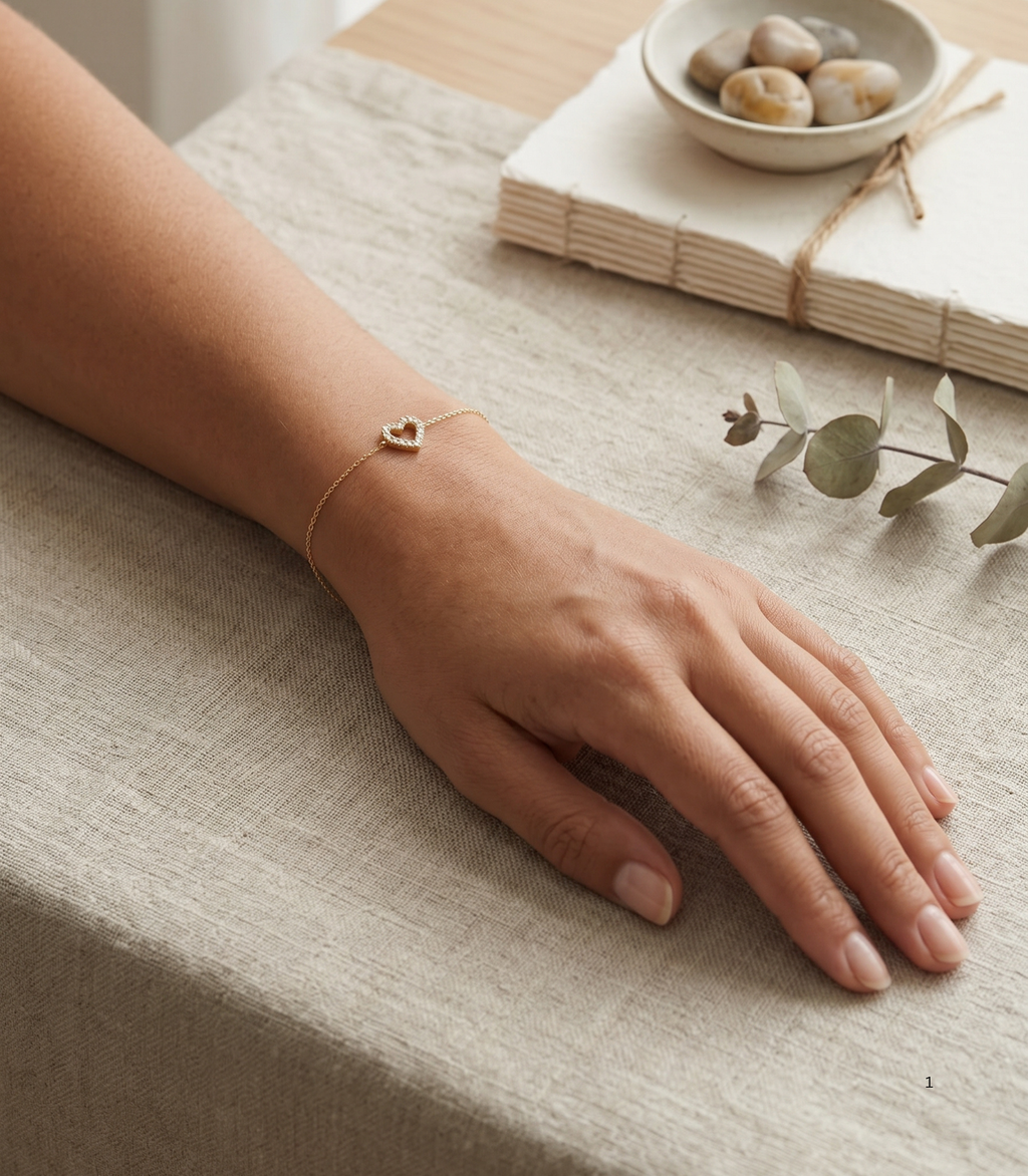 Diamant-Armband aus Gold mit funkelnden Akzenten