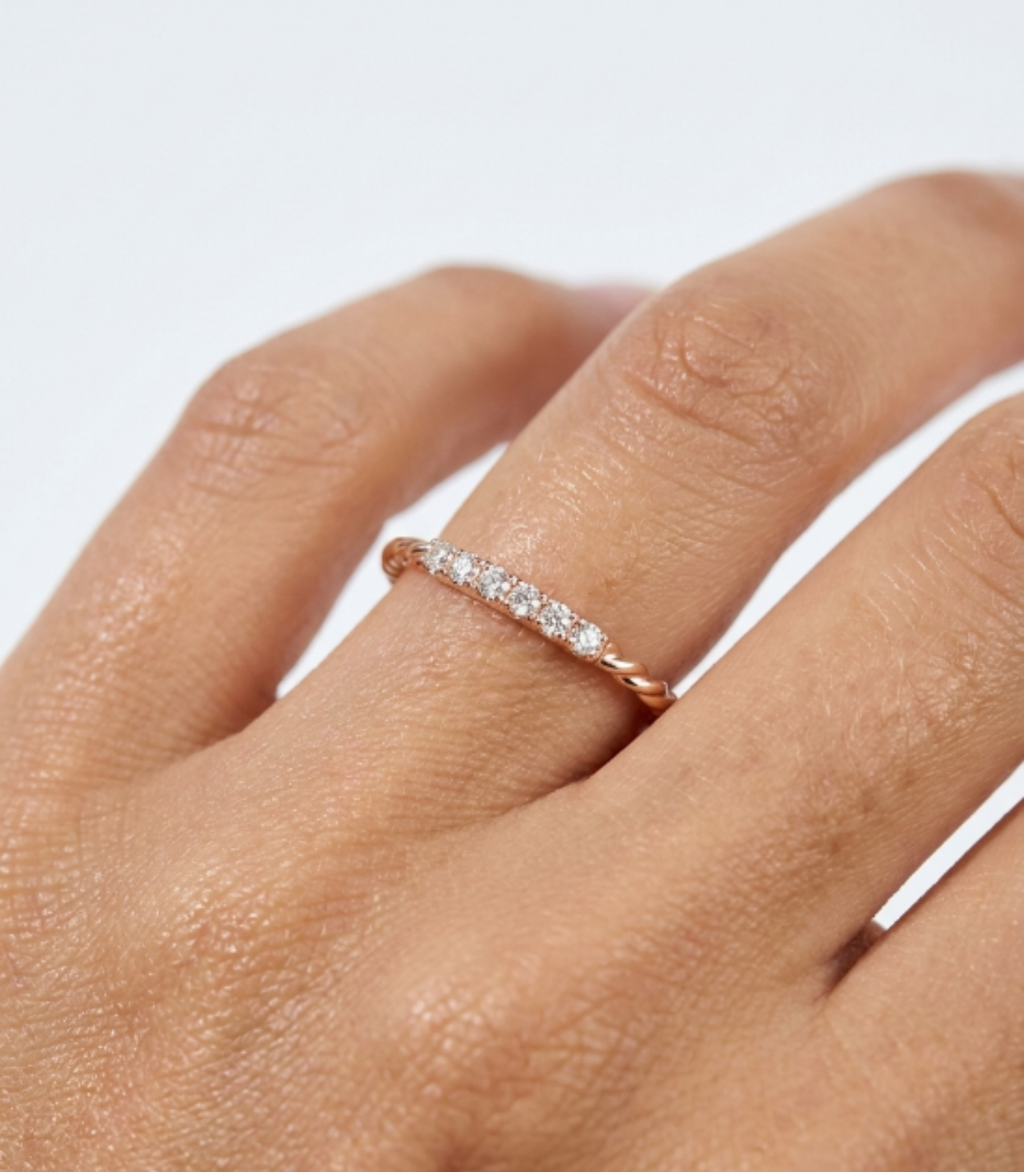 Braelle Diamantring aus Roségold mit elegantem Design