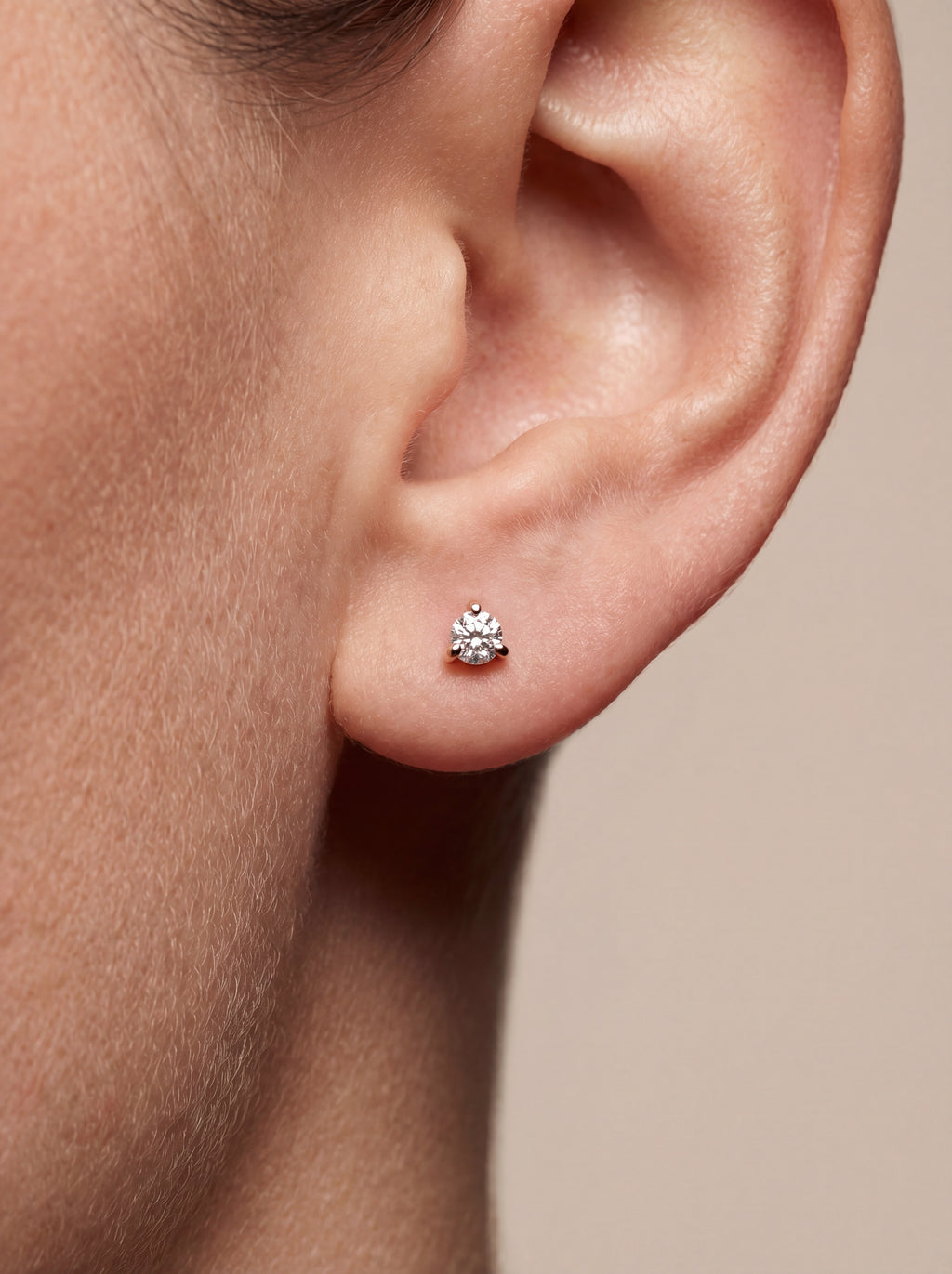 Nove Diamant-Ohrringe aus Roségold mit funkelnden Akzenten