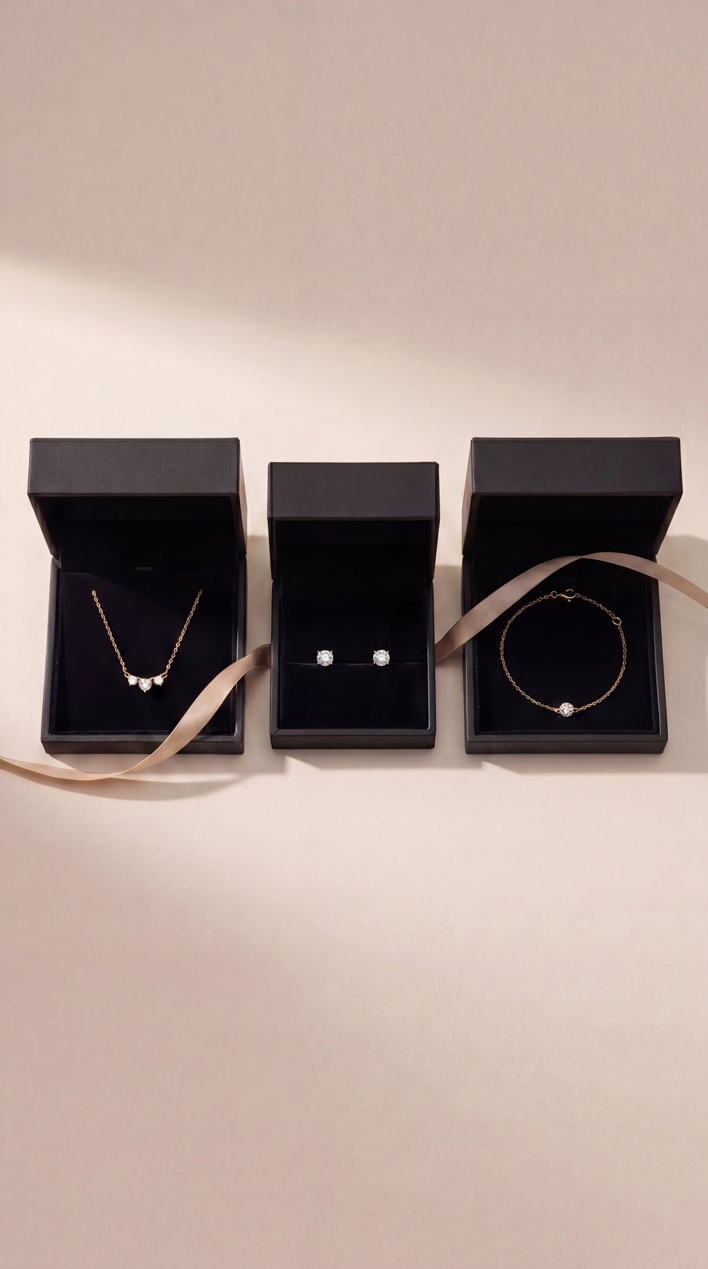 DSL Diamond goldenes Schmuckset mit Halskette und Ohrringen