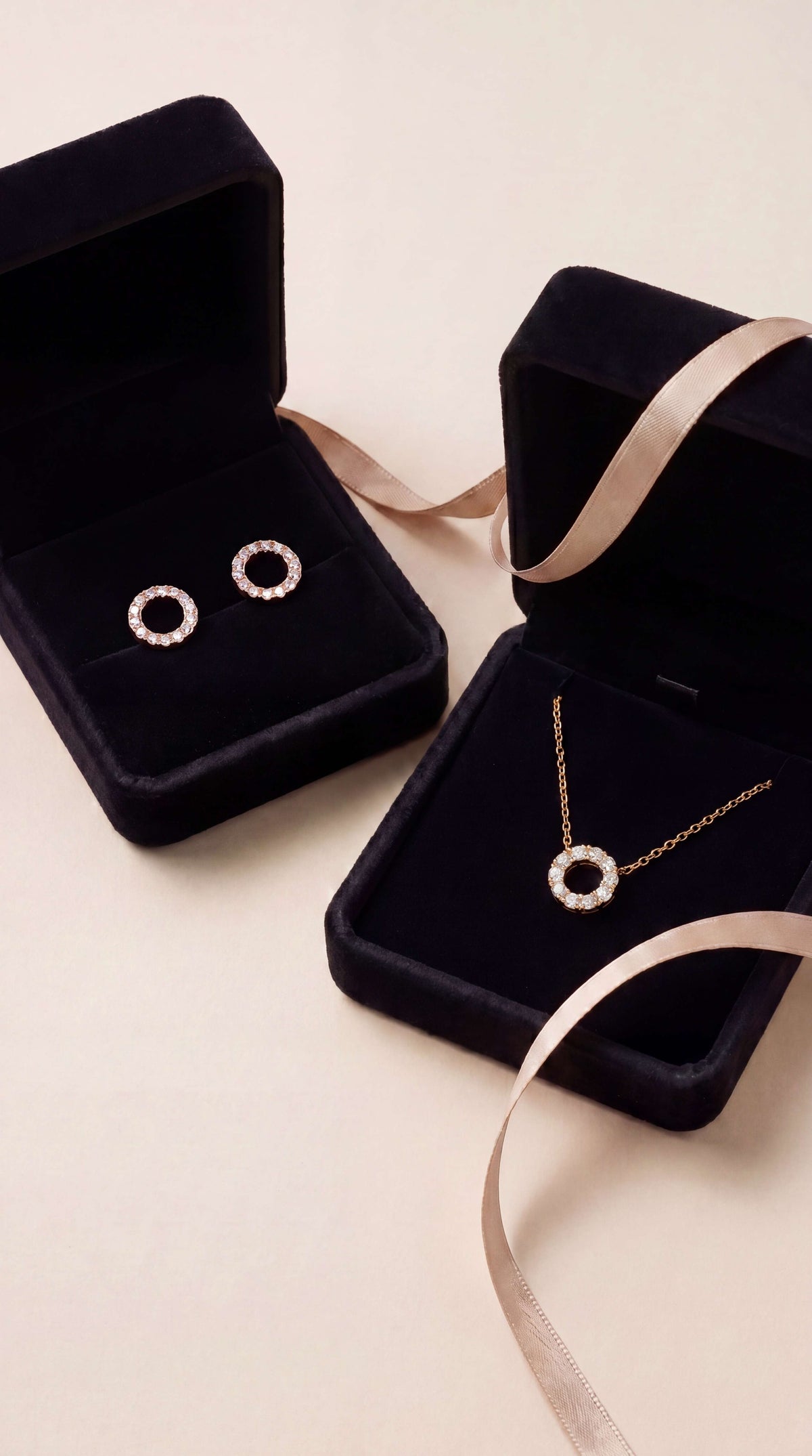 VIDA Diamond Halsketten- und Armband-Set in Gold