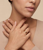 Sora Diamant-Ring aus Gelbgold mit funkelnden Akzenten