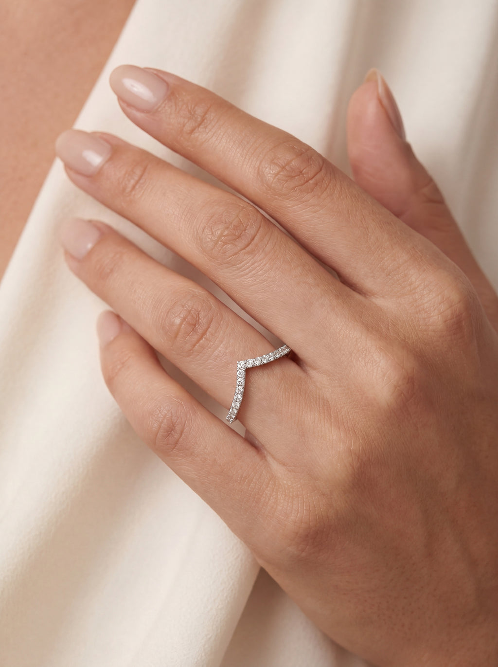 Zenith Diamant-Ring aus Weißgold mit zeitlos eleganten Akzenten