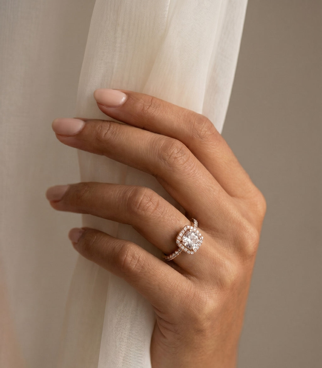 Rose Diamantring aus Roségold mit elegantem Design