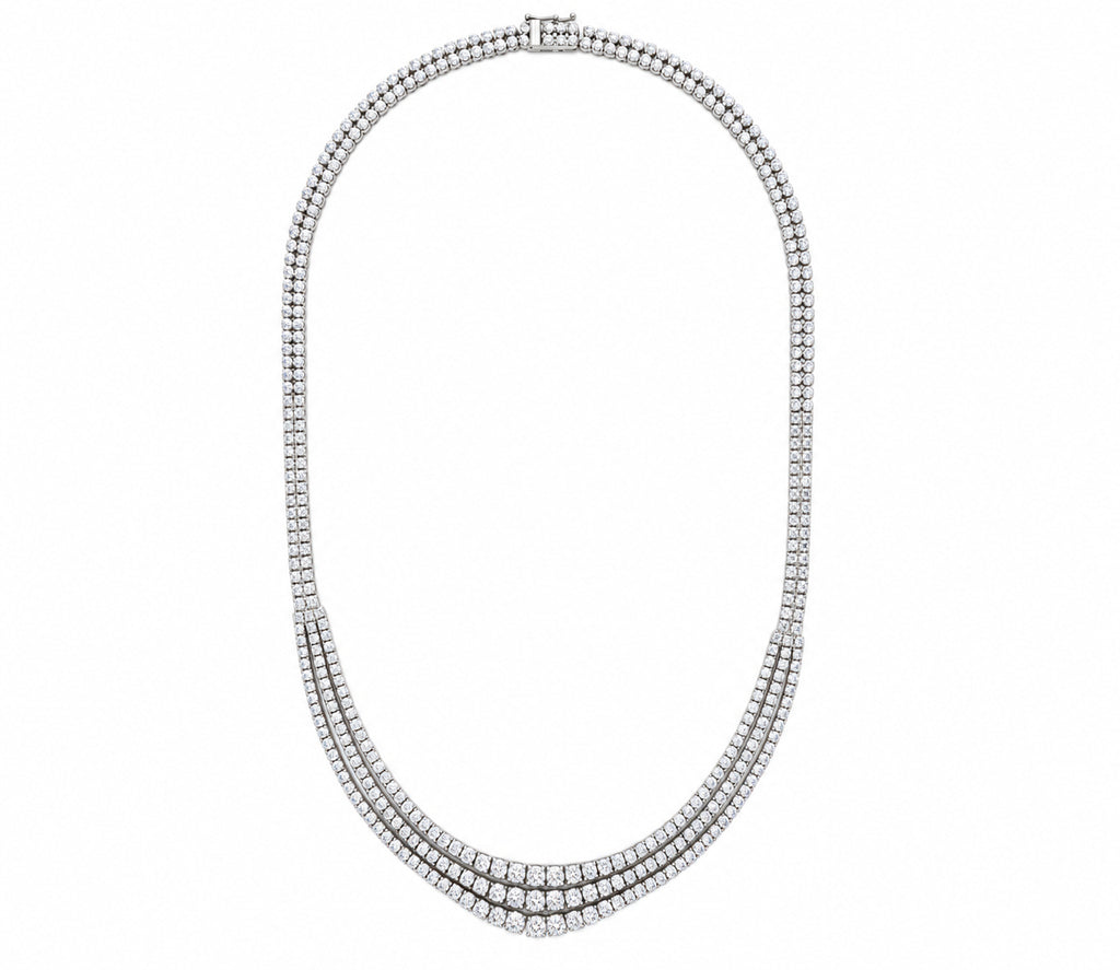 Rovi Diamant-Tenniskette aus Weißgold getragen elegant