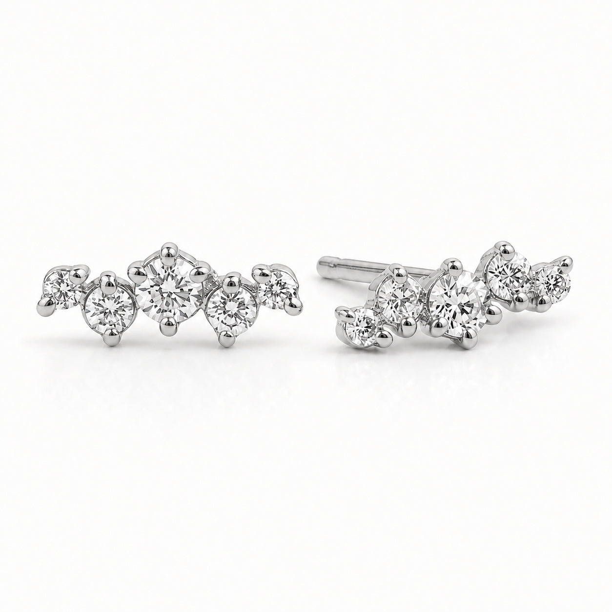Zaniah Diamant-Ohrstecker aus Weißgold mit elegantem Design